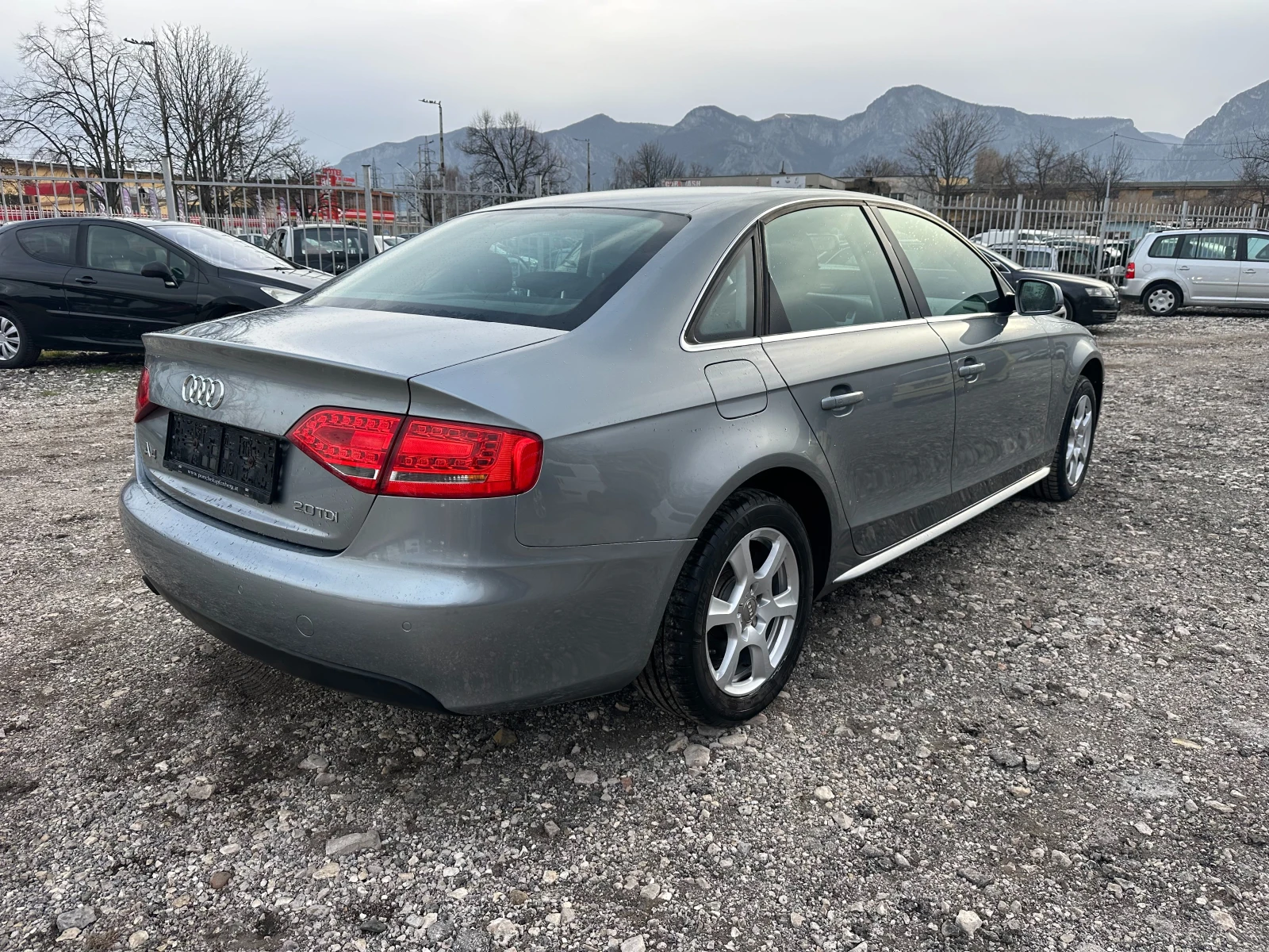 Audi A4 2.0TDI 143kc - изображение 5