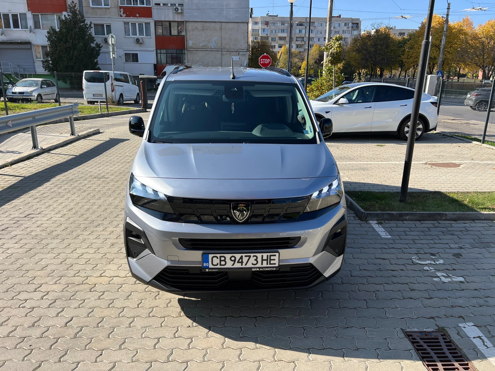 Peugeot Rifter Peugeot Rifter MCA MPV Standard ALLURE 1.5 BlueHDI - изображение 2
