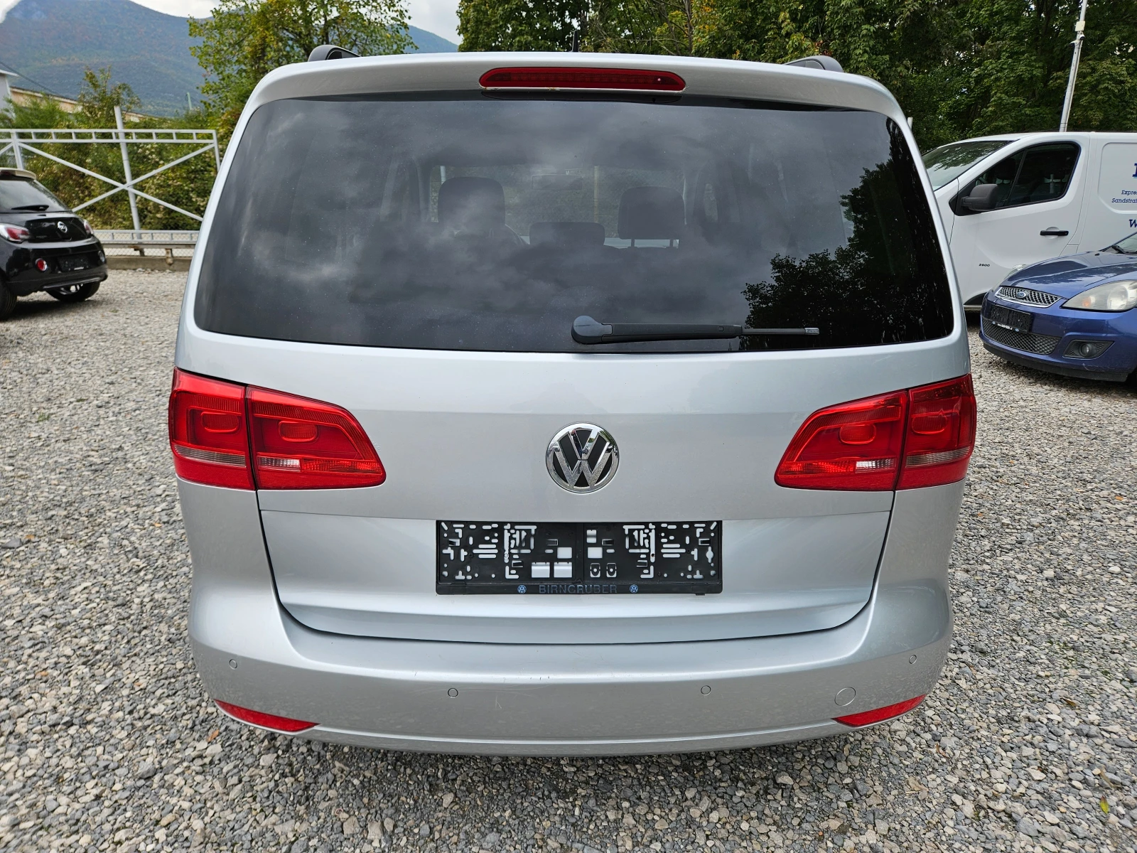 VW Touran 1.6TDI 105кс.FACELIFT - изображение 4