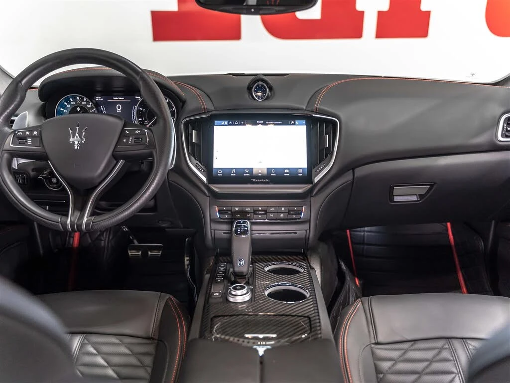 Maserati Ghibli SQ4 GranSport AWD * АвтоКредит* (ЦЕНА ДО БГ) - изображение 7