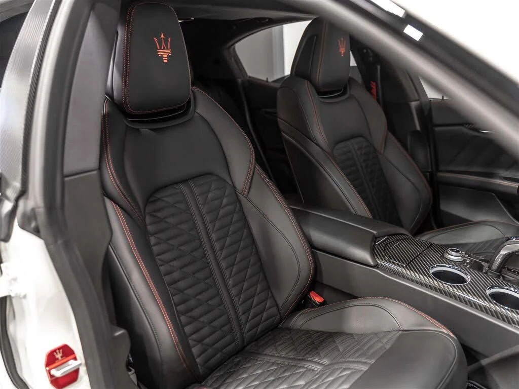 Maserati Ghibli SQ4 GranSport AWD * АвтоКредит* (ЦЕНА ДО БГ) - изображение 10
