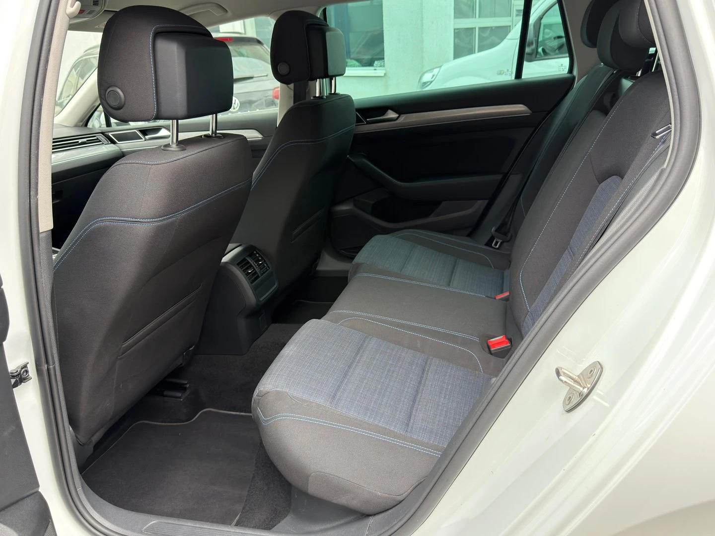 VW Passat VW Passat Var GTE Plug-In-Hybrid 1.4 TSI - изображение 8