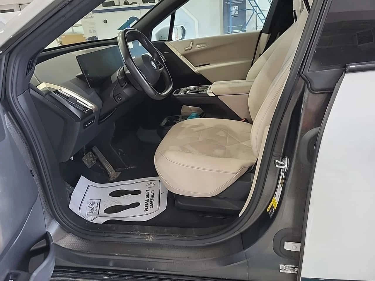 BMW iX XDRIVE50| Soft Close| DISTRONIC| Panorama| Sportpa | Mobile.bg � ����������� 7
