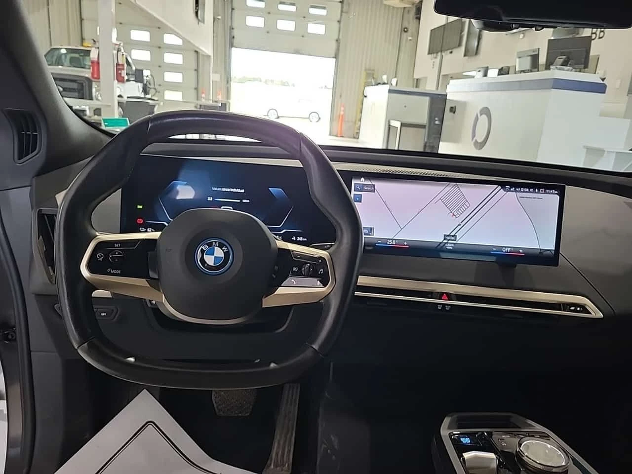 BMW iX XDRIVE50| Soft Close| DISTRONIC| Panorama| Sportpa | Mobile.bg � ����������� 8