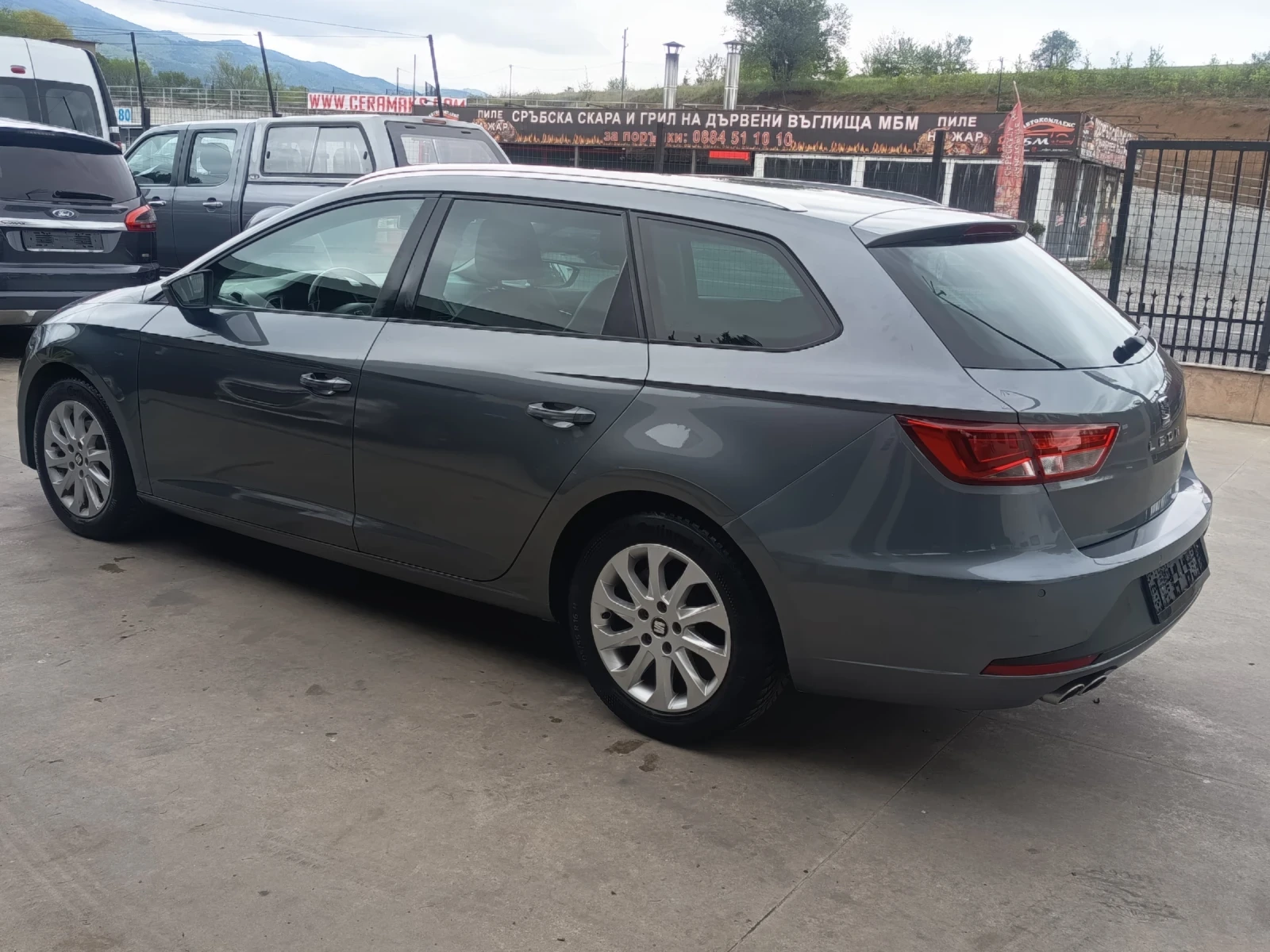 Seat Leon 2.0tdi FR, снимка 7 - Автомобили и джипове - 54542652
