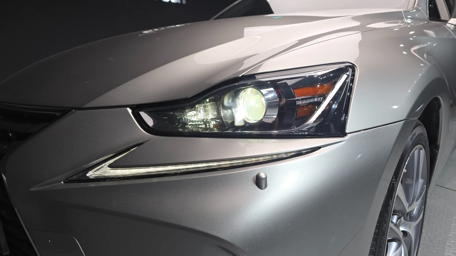 Lexus IS 200 * IS200T* SUPREME* КОЖА* ШИБЕДАХ* , снимка 6 - Автомобили и джипове - 54845937