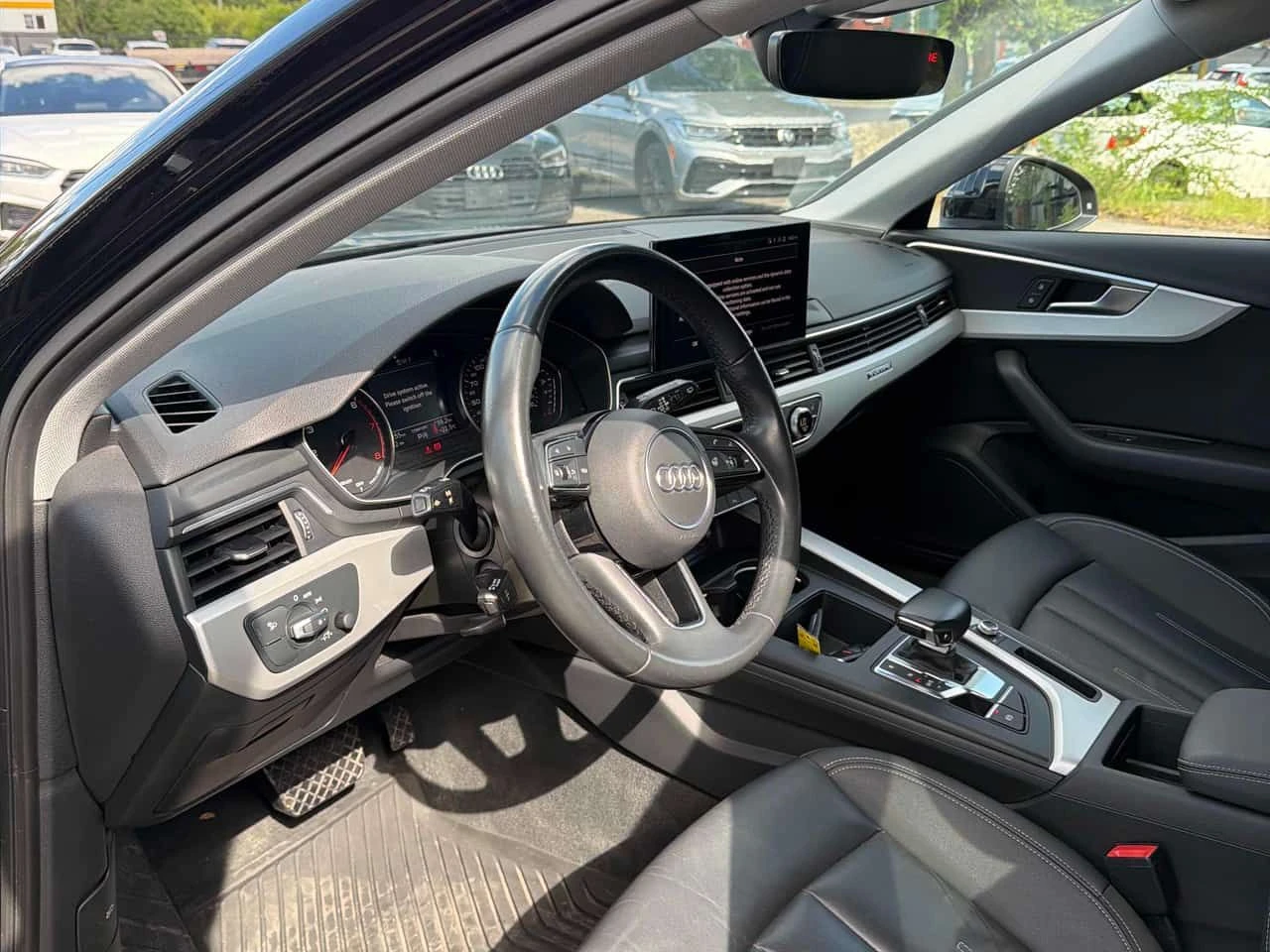 Audi A4 Allroad * Komfort * КАМЕРА * ПОДГРЕВИ * ПАМЕТ * CARPLAY, снимка 5 - Автомобили и джипове - 54896278