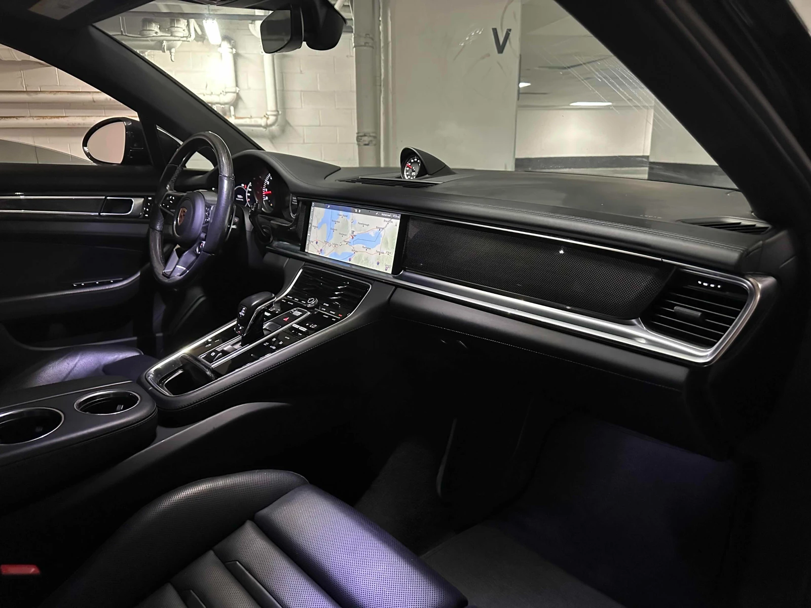 Porsche Panamera 4S * ОБДУХВАНЕ * ПАНОРАМА * CARFAX, снимка 8 - Автомобили и джипове - 54974895