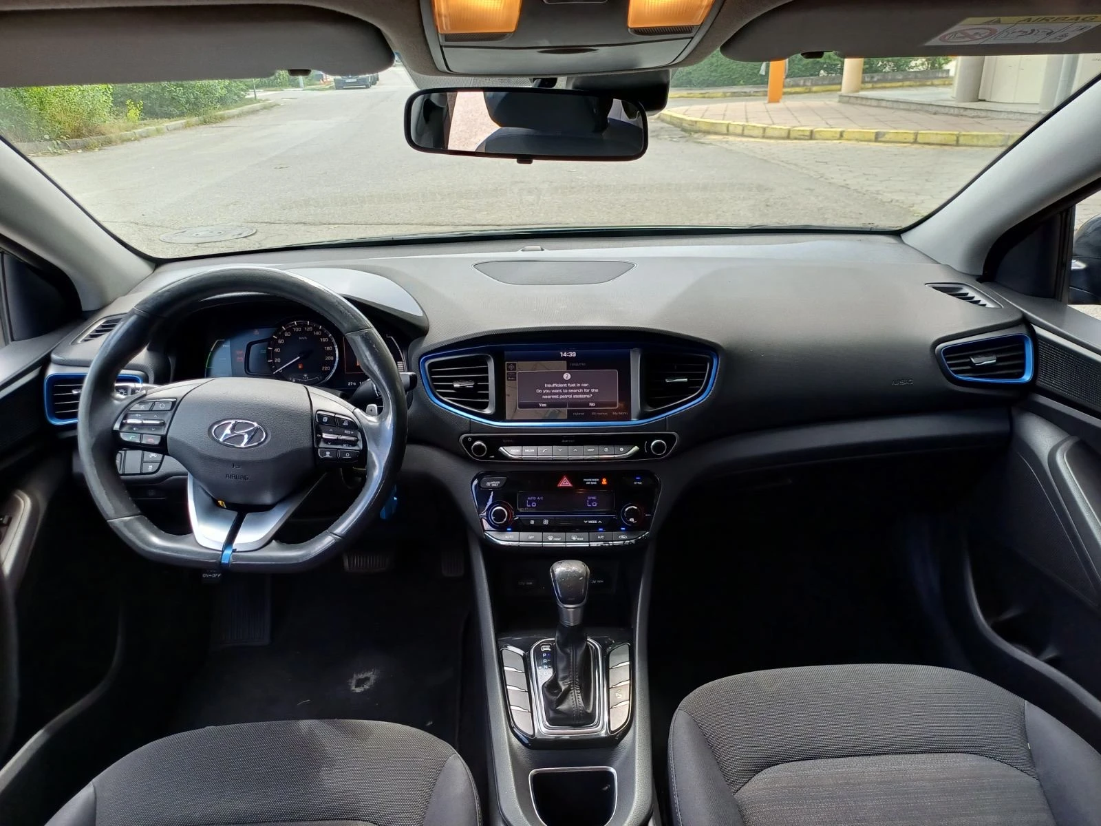 Hyundai Ioniq 1.6 GDI Hybrid Premium, снимка 12 - Автомобили и джипове - 55279061