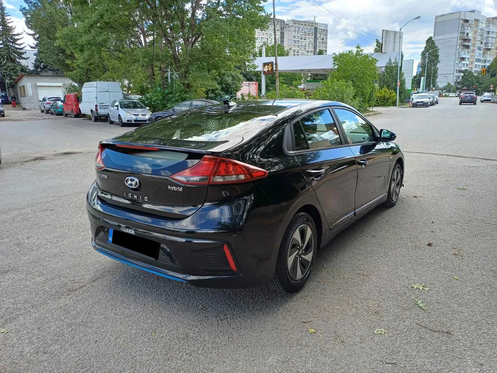 Hyundai Ioniq 1.6 GDI Hybrid Premium, снимка 5 - Автомобили и джипове - 55279061