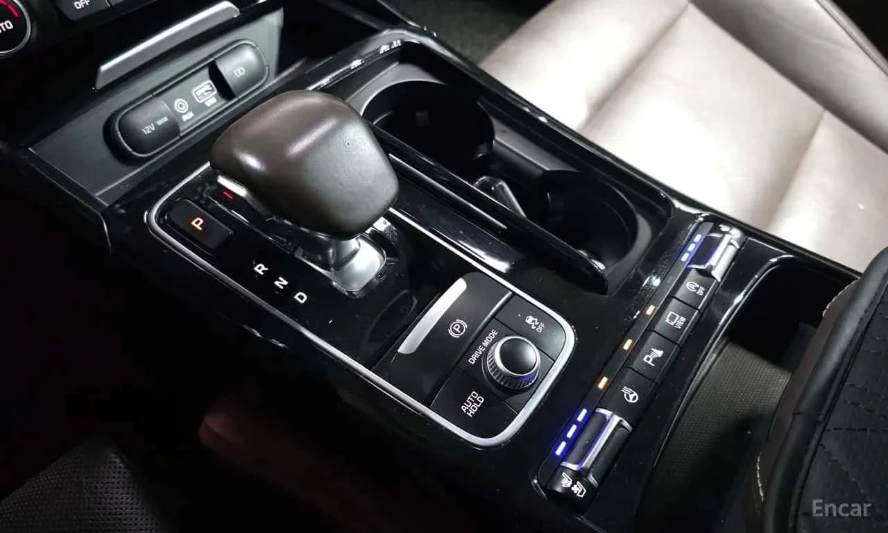 Kia Stinger * 3.3 Turbo AWD * CARFAX * ЦЕНА ДО БГ, снимка 14 - Автомобили и джипове - 55499485