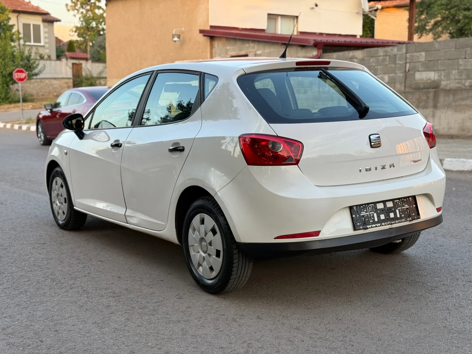 Seat Ibiza 1.6TDI/90кс, снимка 5 - Автомобили и джипове - 55843014