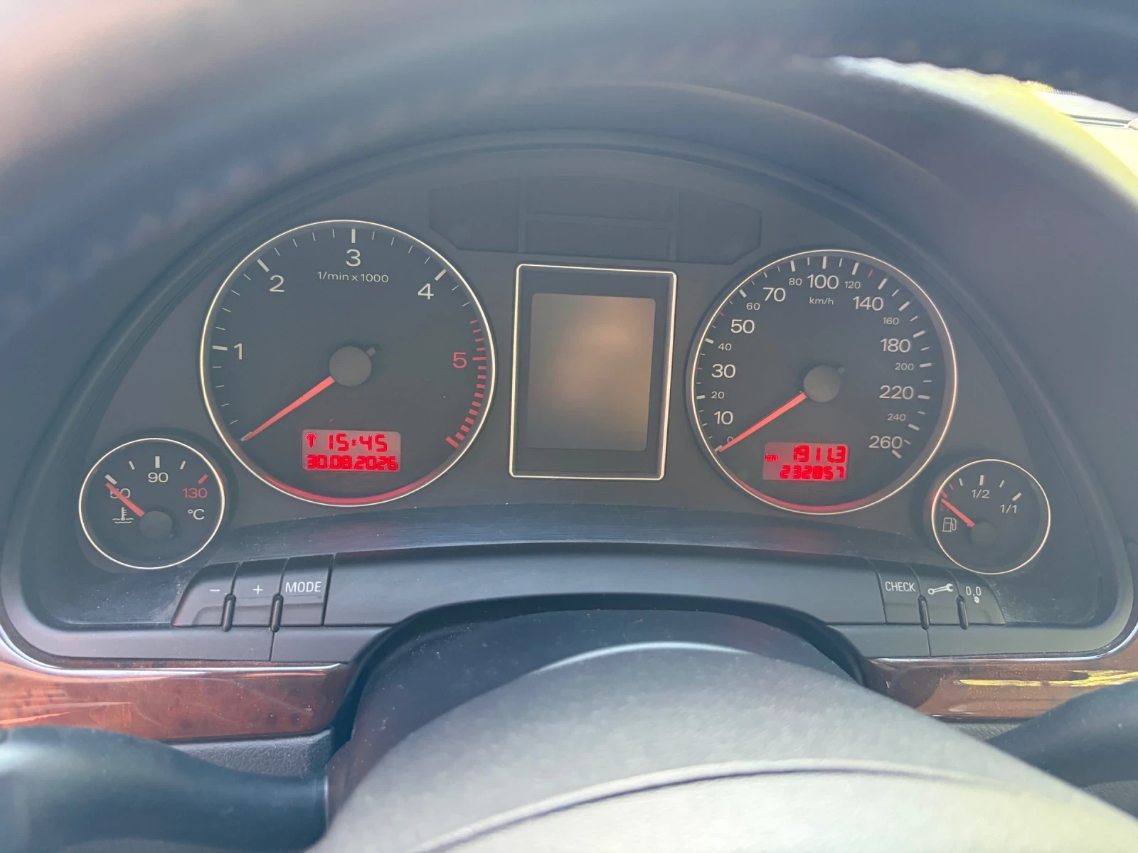 Audi A4, снимка 14 - Автомобили и джипове - 55926102