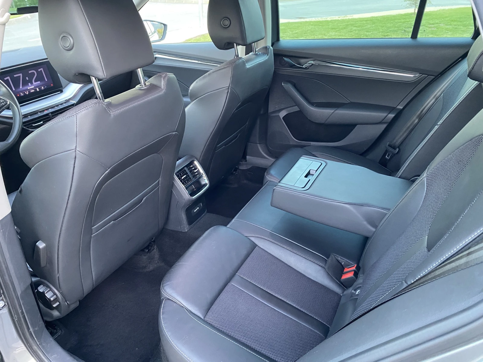 Skoda Octavia 2.0 TDI/ DSG/ Style+  | Mobile.bg � ����������� 12