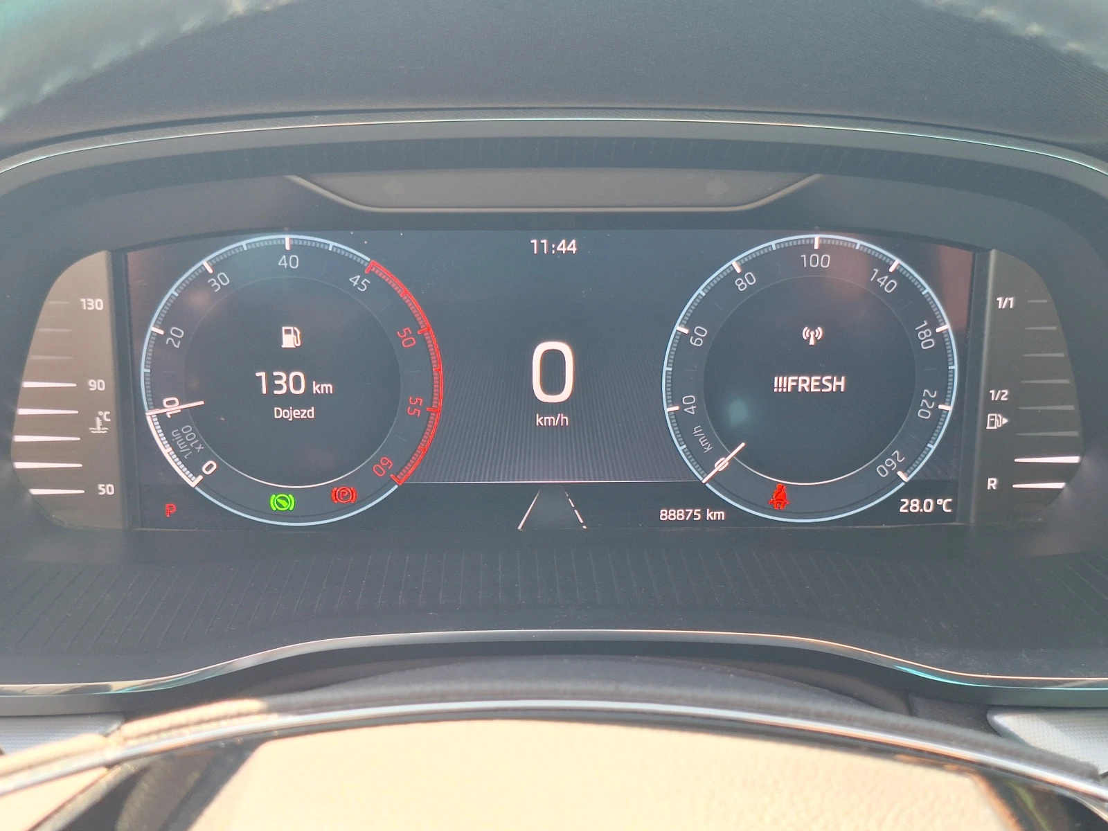 Skoda Octavia 2.0 TDI/ DSG/ Style/ Combi/ Гаранция/ Очакван !, снимка 7 - Автомобили и джипове - 55932390