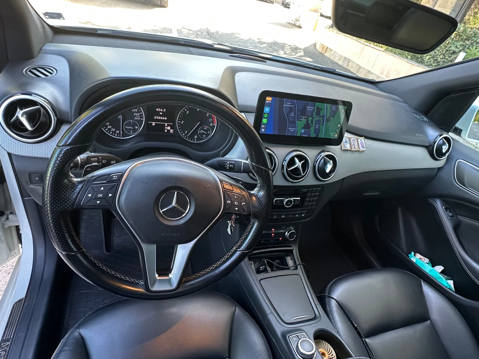 Mercedes-Benz B 220 2.2 cdi Panorama, снимка 13 - Автомобили и джипове - 56154672