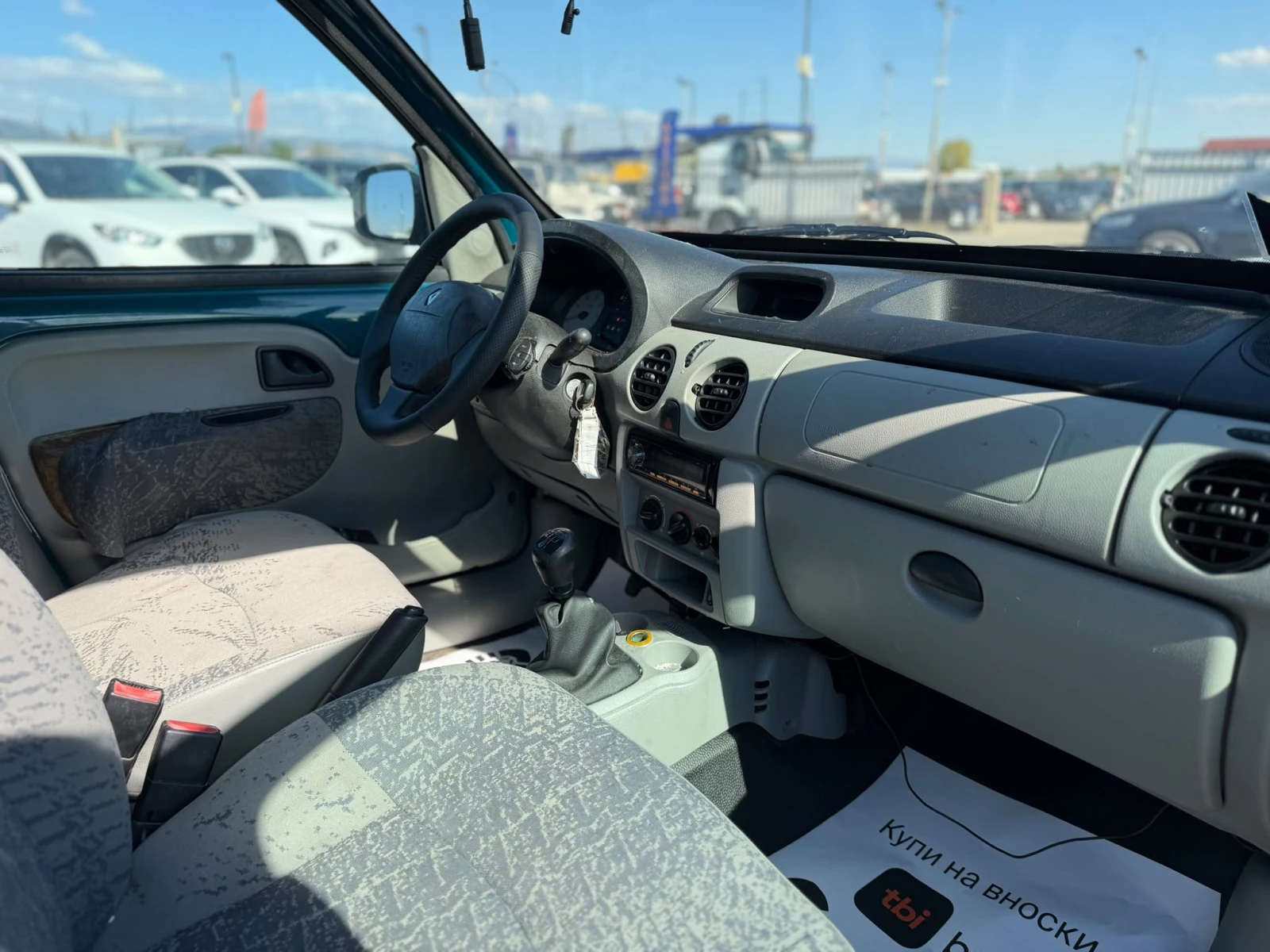 Renault Kangoo / 1.6I / GAS / , снимка 11 - Автомобили и джипове - 56294781