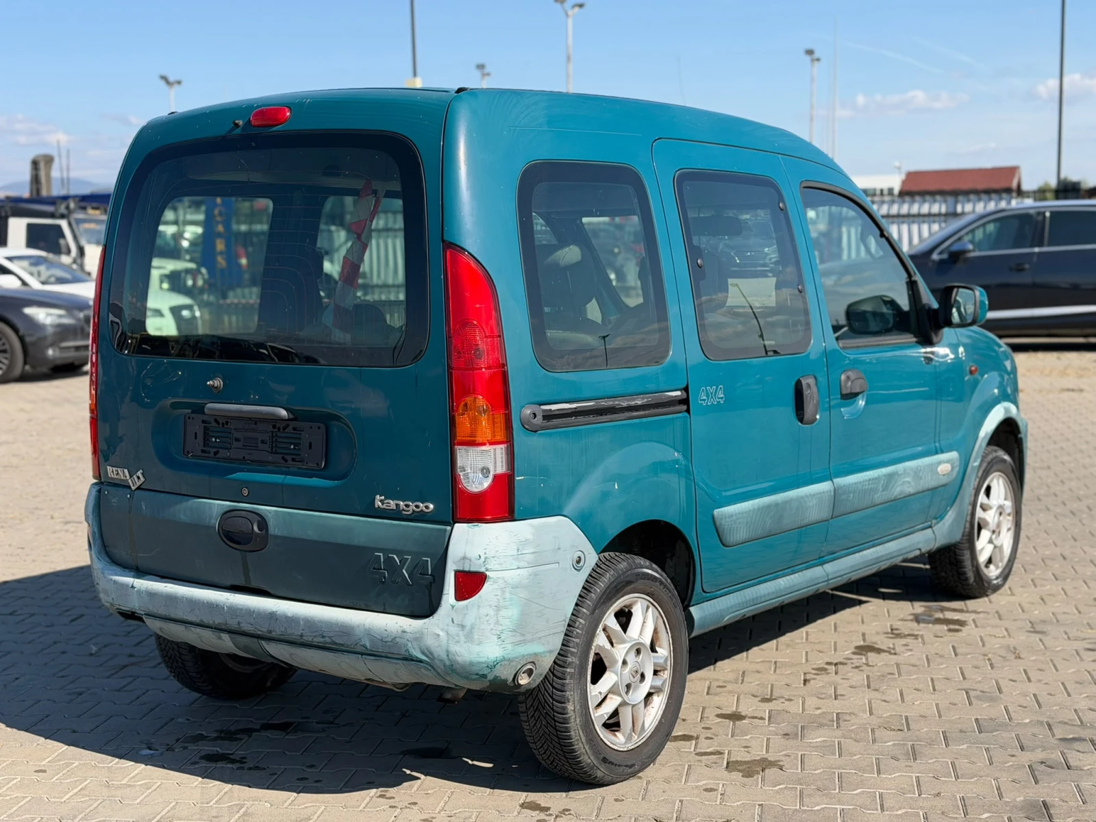 Renault Kangoo / 1.6I / GAS / , снимка 5 - Автомобили и джипове - 56294781