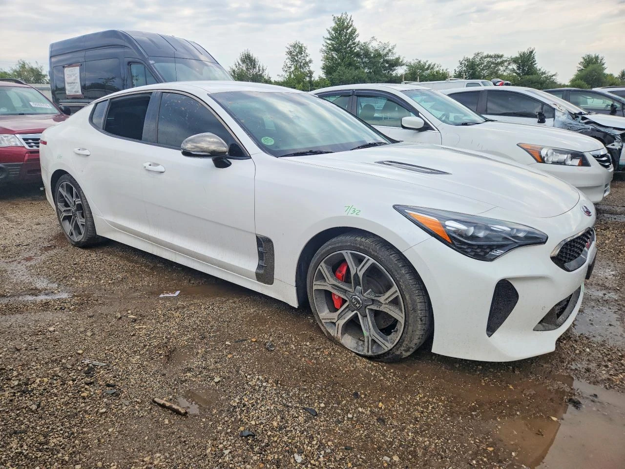 Kia Stinger 3.3l Gt, снимка 4 - Автомобили и джипове - 56453424