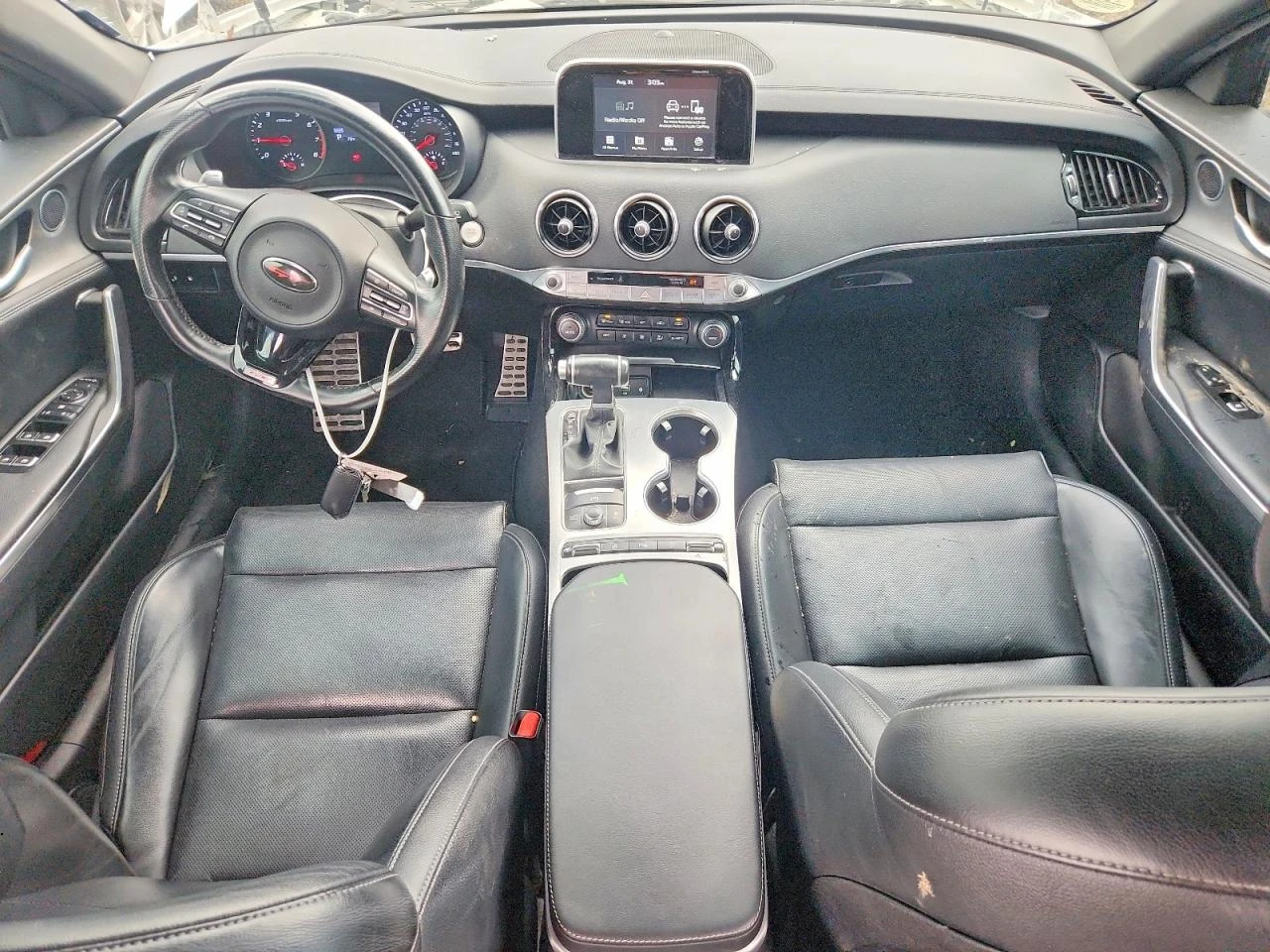 Kia Stinger 3.3l Gt, снимка 8 - Автомобили и джипове - 56453424