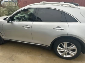 Infiniti QX70, снимка 16