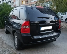 Kia Sportage Газ_4х4_Навигация_Всичко платено до Април 2027г. !, снимка 4