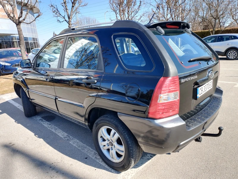 Kia Sportage active 2.0i -Бензин, снимка 4 - Автомобили и джипове - 49403669