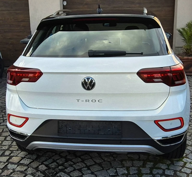 VW T-Roc 1.5 style TSI, снимка 5 - Автомобили и джипове - 51655956