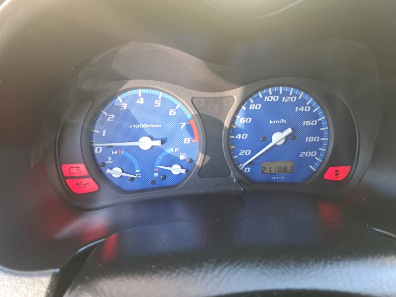 Honda Hr-v, снимка 8 - Автомобили и джипове - 52275916