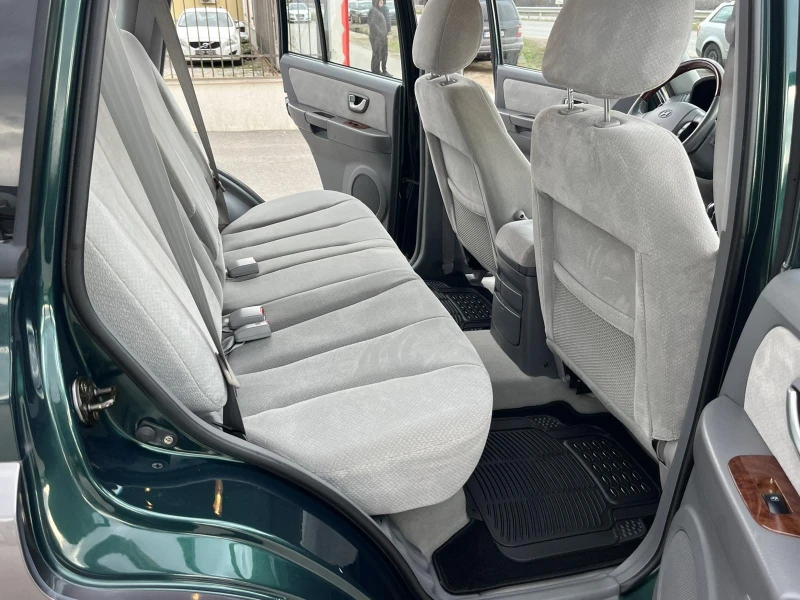 Hyundai Terracan 84 000км 2.9CRDI 163кс 4Х4 БЪРЗИ, БАВНИ И БЛОКАЖ, снимка 10 - Автомобили и джипове - 52967200