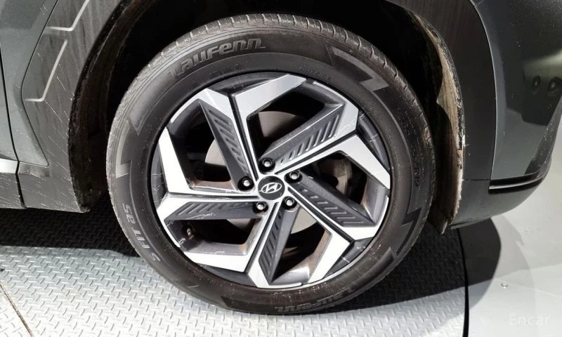 Hyundai Tucson, снимка 5 - Автомобили и джипове - 53019622