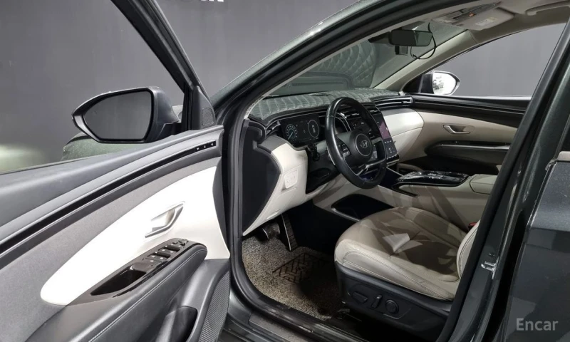 Hyundai Tucson, снимка 10 - Автомобили и джипове - 53019622