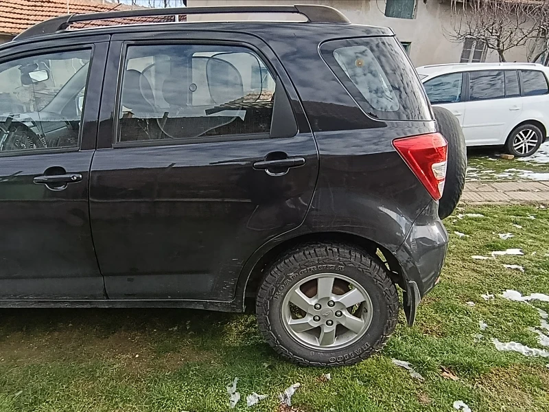 Daihatsu Terios, снимка 6 - Автомобили и джипове - 53034640