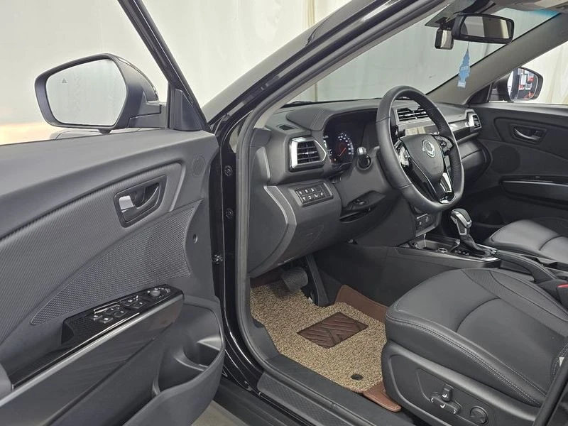 SsangYong Tivoli 1.6 2WD| 128к.с.| ВКЛ.ТЕХНОТЕСТ, снимка 10 - Автомобили и джипове - 55276755