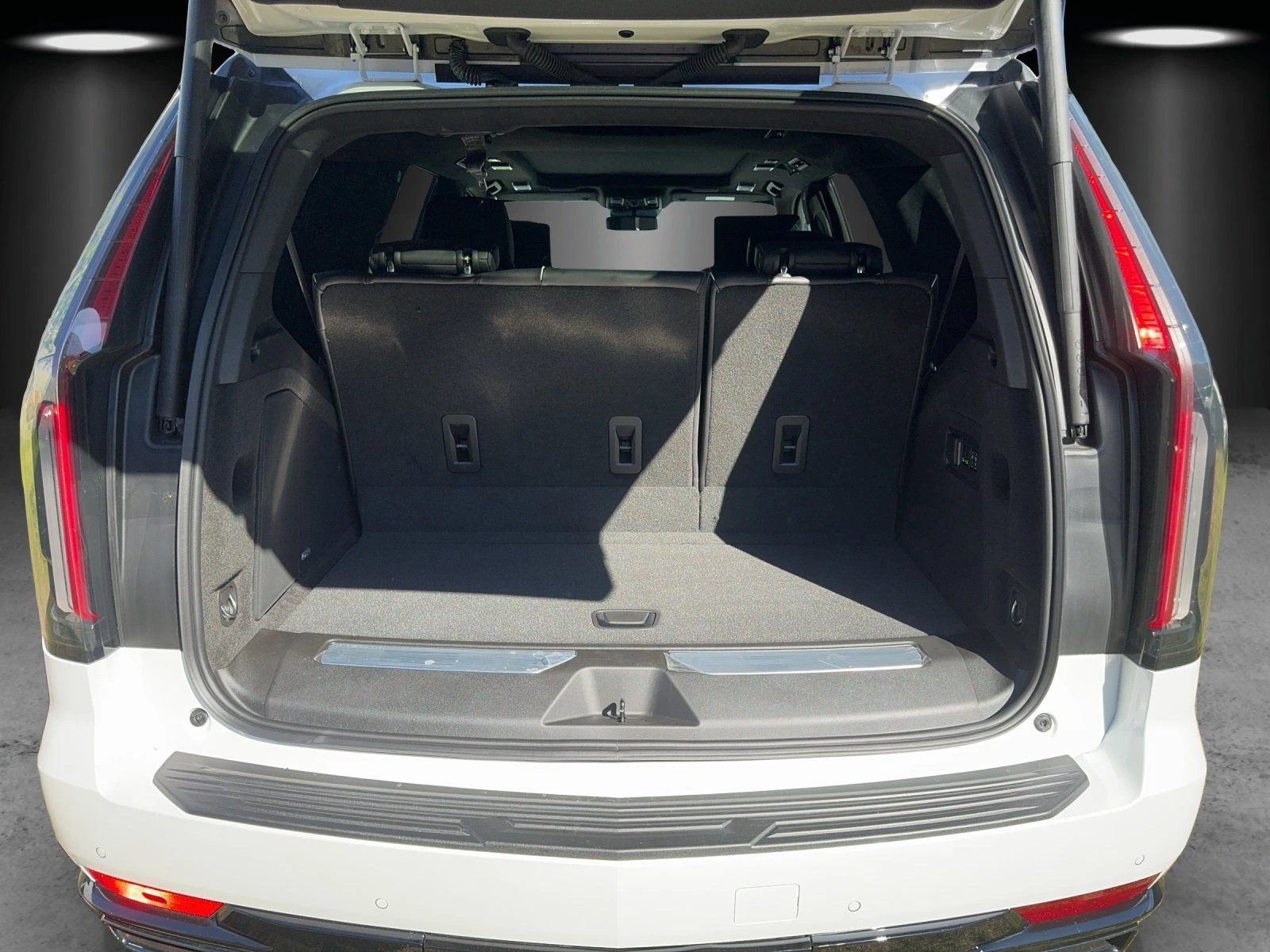 Cadillac Escalade 6.2 V8 Sport Platinum 4WD | Mobile.bg — изображение 13