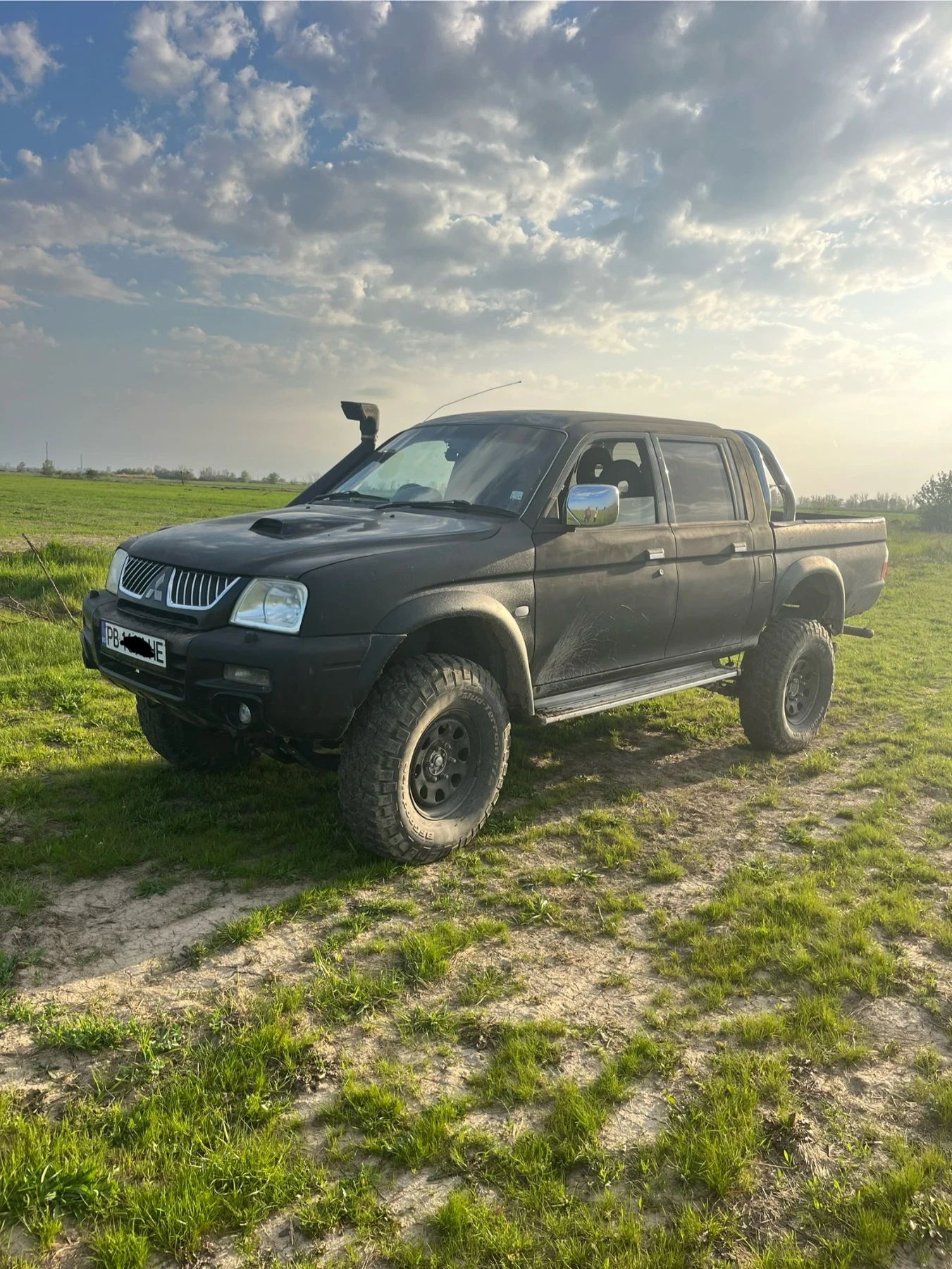 Mitsubishi L200 Пикап - изображение 3