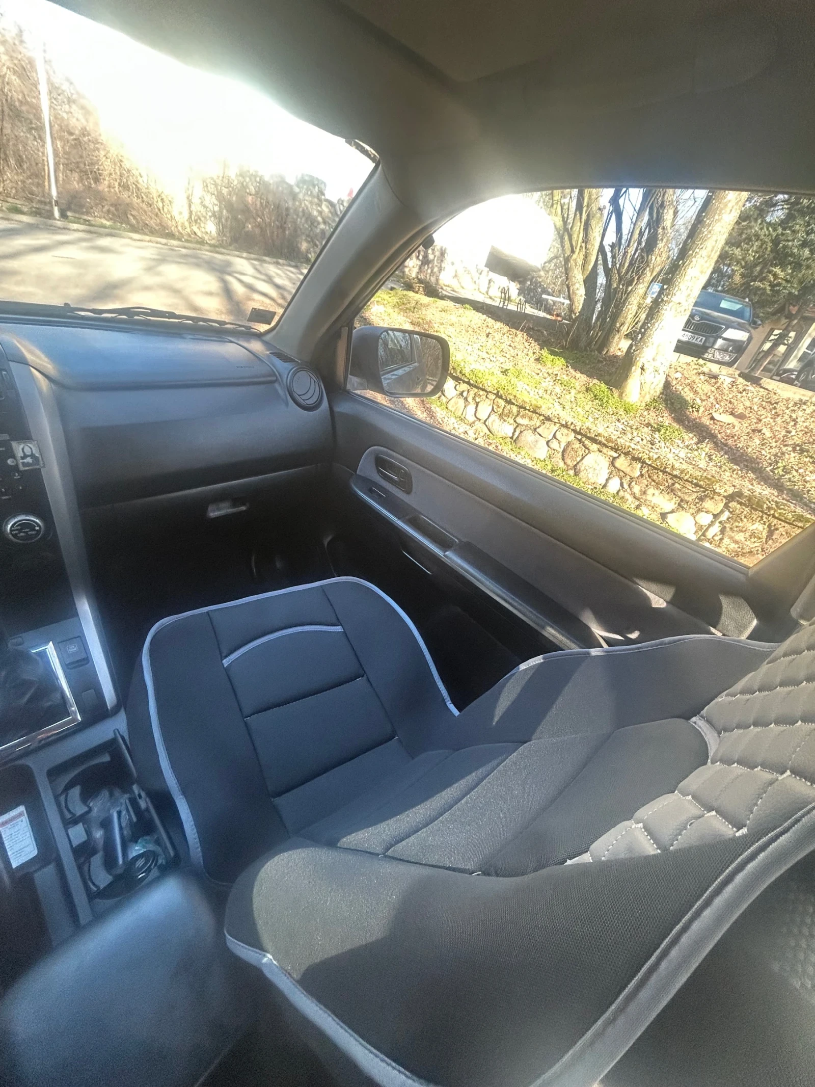 Suzuki Grand vitara  1.9 DDiS КЪСА БАЗА, снимка 7 - Автомобили и джипове - 53593858