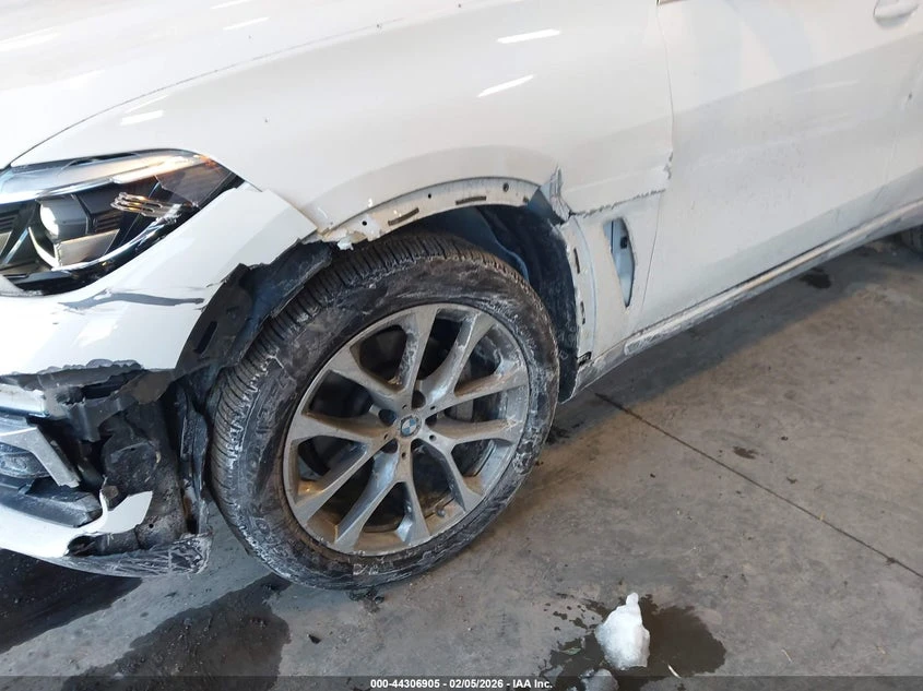 BMW X5 xDrive40I - изображение 6