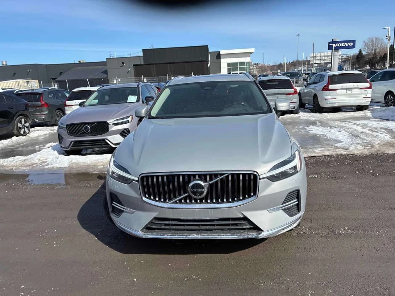 Volvo XC60 * Plus Bright Theme * CARFAX * ЦЕНА ДО БГ, снимка 2 - Автомобили и джипове - 53981747
