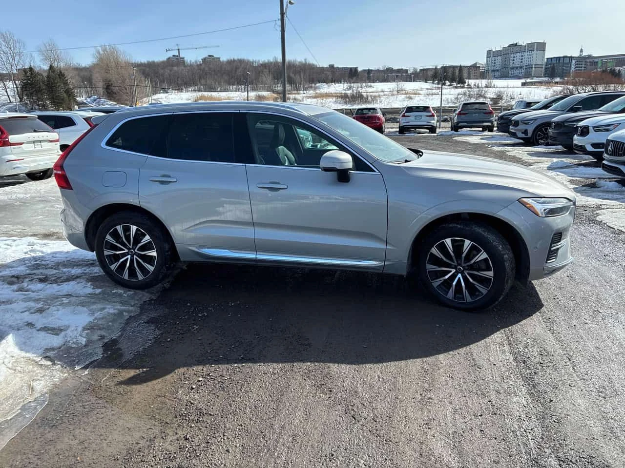 Volvo XC60 * Plus Bright Theme * CARFAX * ЦЕНА ДО БГ, снимка 4 - Автомобили и джипове - 53981747