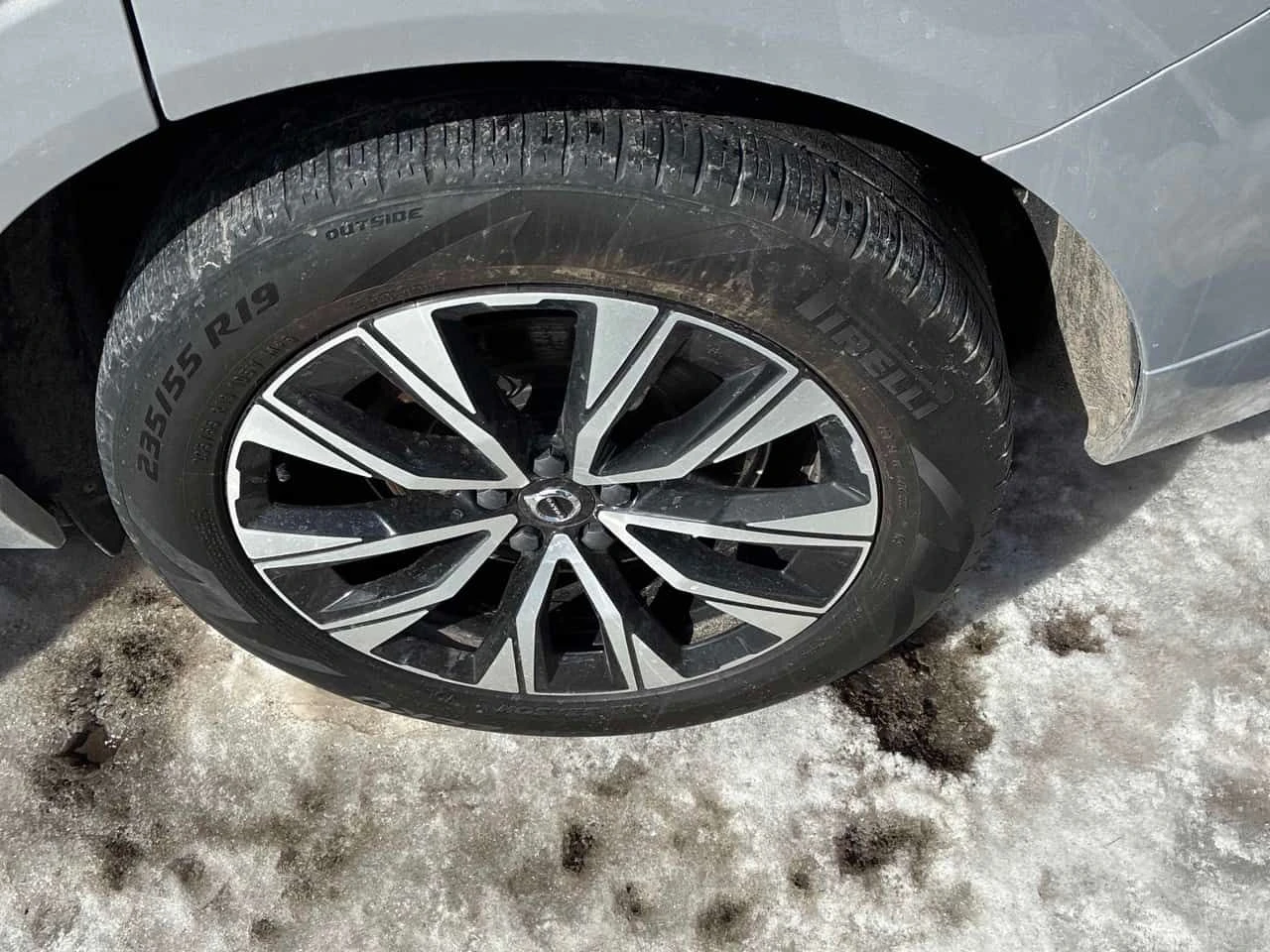 Volvo XC60 * Plus Bright Theme * CARFAX * ЦЕНА ДО БГ, снимка 13 - Автомобили и джипове - 53981747