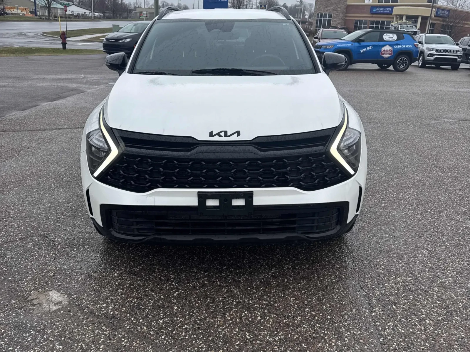 Kia Sportage X-Line * * CARFAX * * Цена до БГ * * , снимка 2 - Автомобили и джипове - 54402083