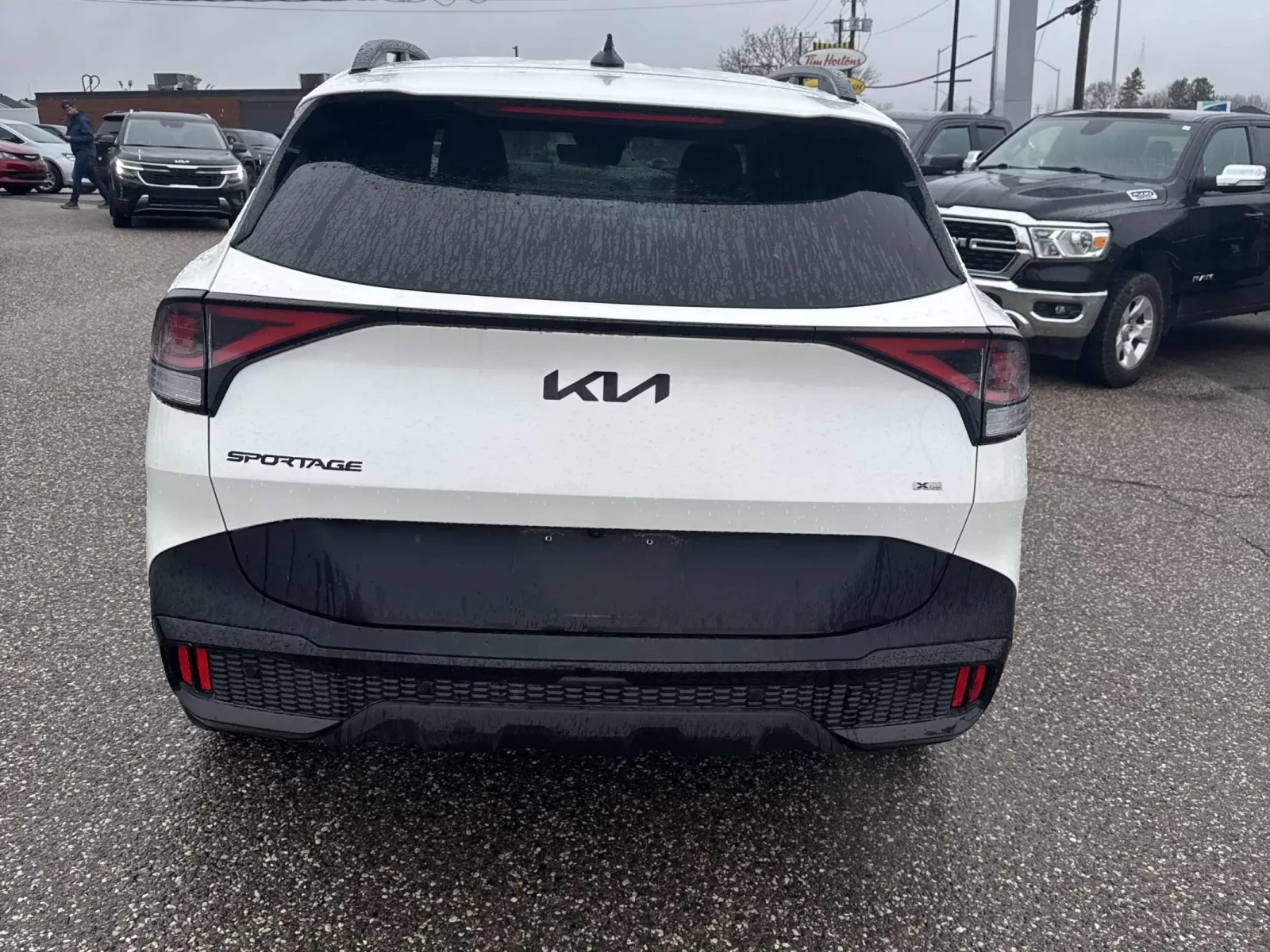 Kia Sportage X-Line * * CARFAX * * Цена до БГ * * , снимка 6 - Автомобили и джипове - 54402083