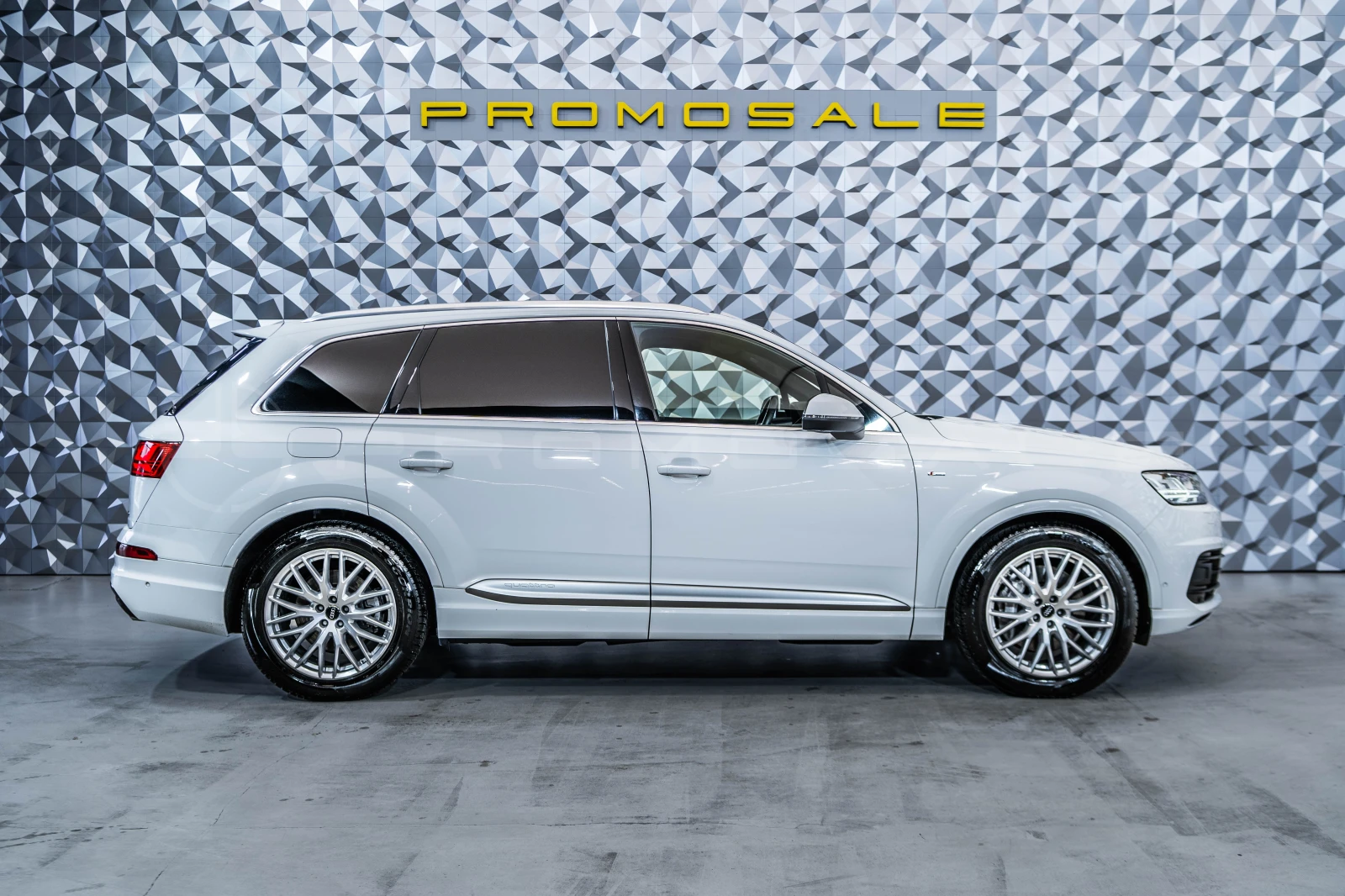 Audi Q7 S-line 3.0TDI quatt* Pano* Bose* , снимка 6 - Автомобили и джипове - 54478301