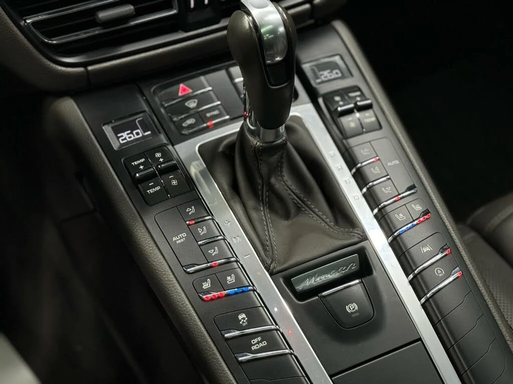 Porsche Macan S AWD * ПОДГ/ОБДУХ * 2 КЛЮЧА , снимка 12 - Автомобили и джипове - 54492282