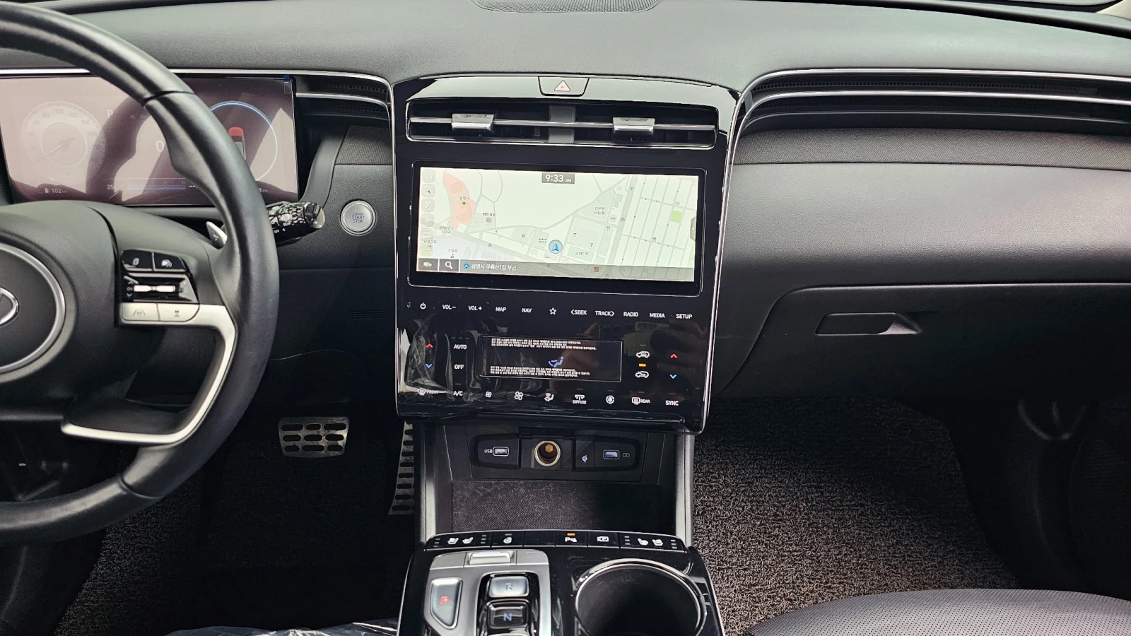 Hyundai Tucson, снимка 12 - Автомобили и джипове - 54895642