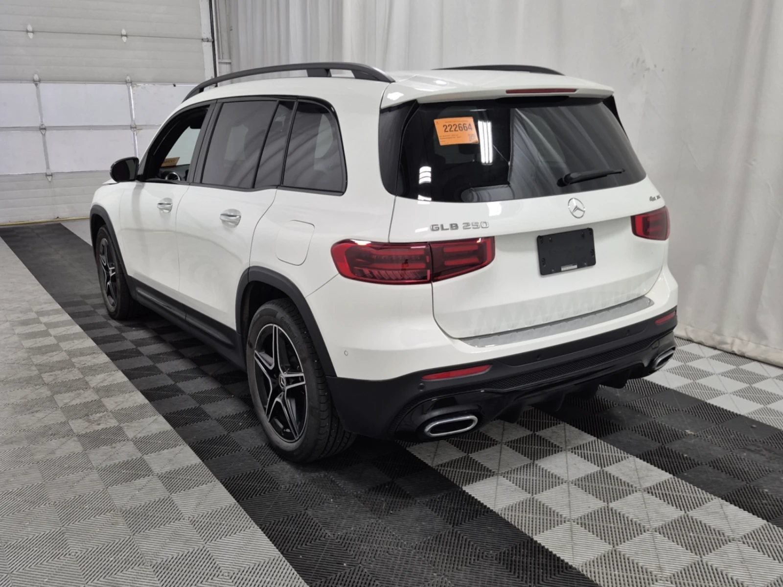 Mercedes-Benz GLB 250 2025 Mercedes-Benz GLB 250, снимка 6 - Автомобили и джипове - 54999991