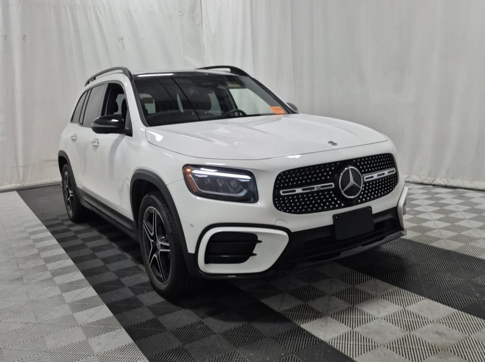 Mercedes-Benz GLB 250 2025 Mercedes-Benz GLB 250, снимка 3 - Автомобили и джипове - 54999991