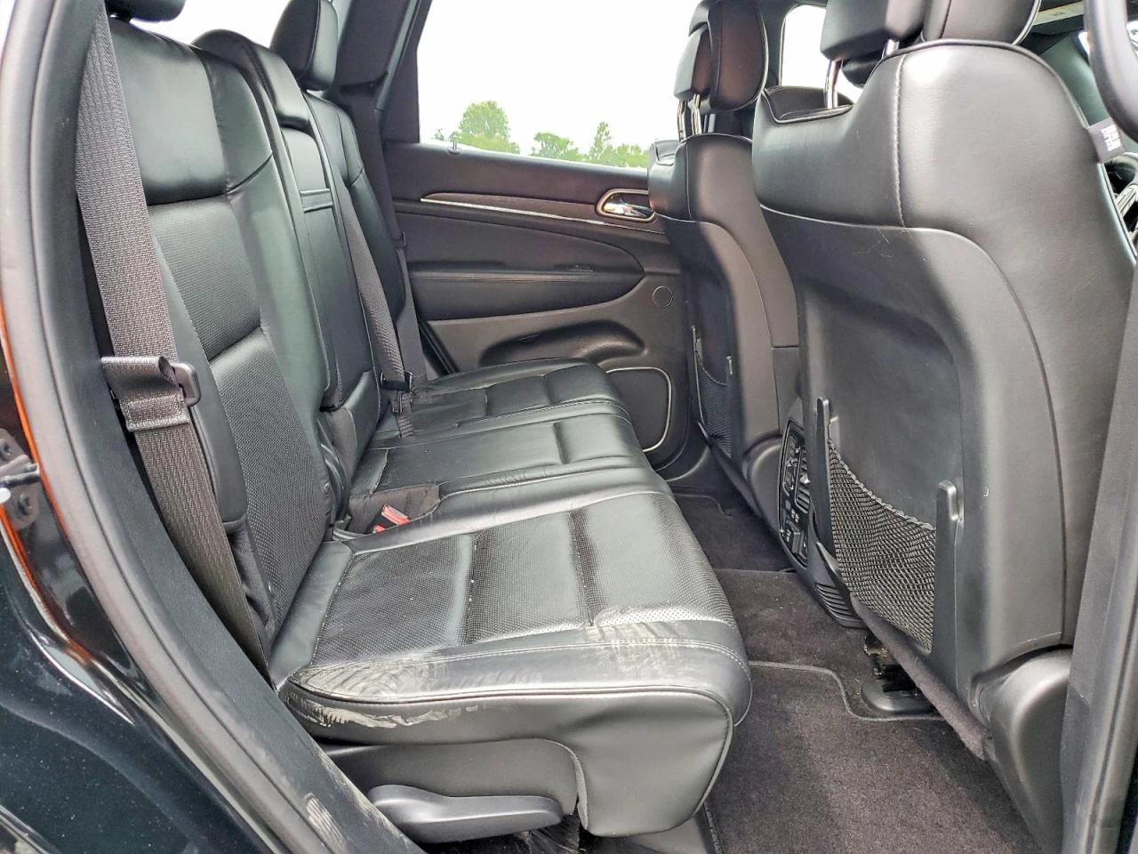 Jeep Grand cherokee OVERLAND| 8ZF| DISTRONIC| HARMAN| ALCANTARA| | , снимка 11 - Автомобили и джипове - 55333885
