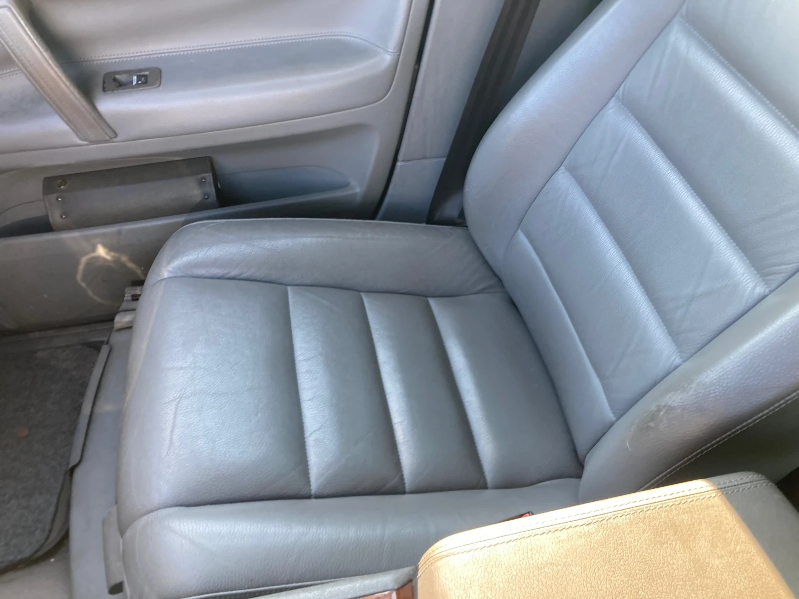 VW Touareg 2.5 TDI Klima 4х4, снимка 15 - Автомобили и джипове - 55388013